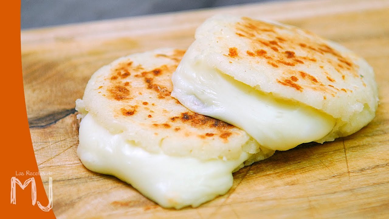 Arepas de Queso image 3